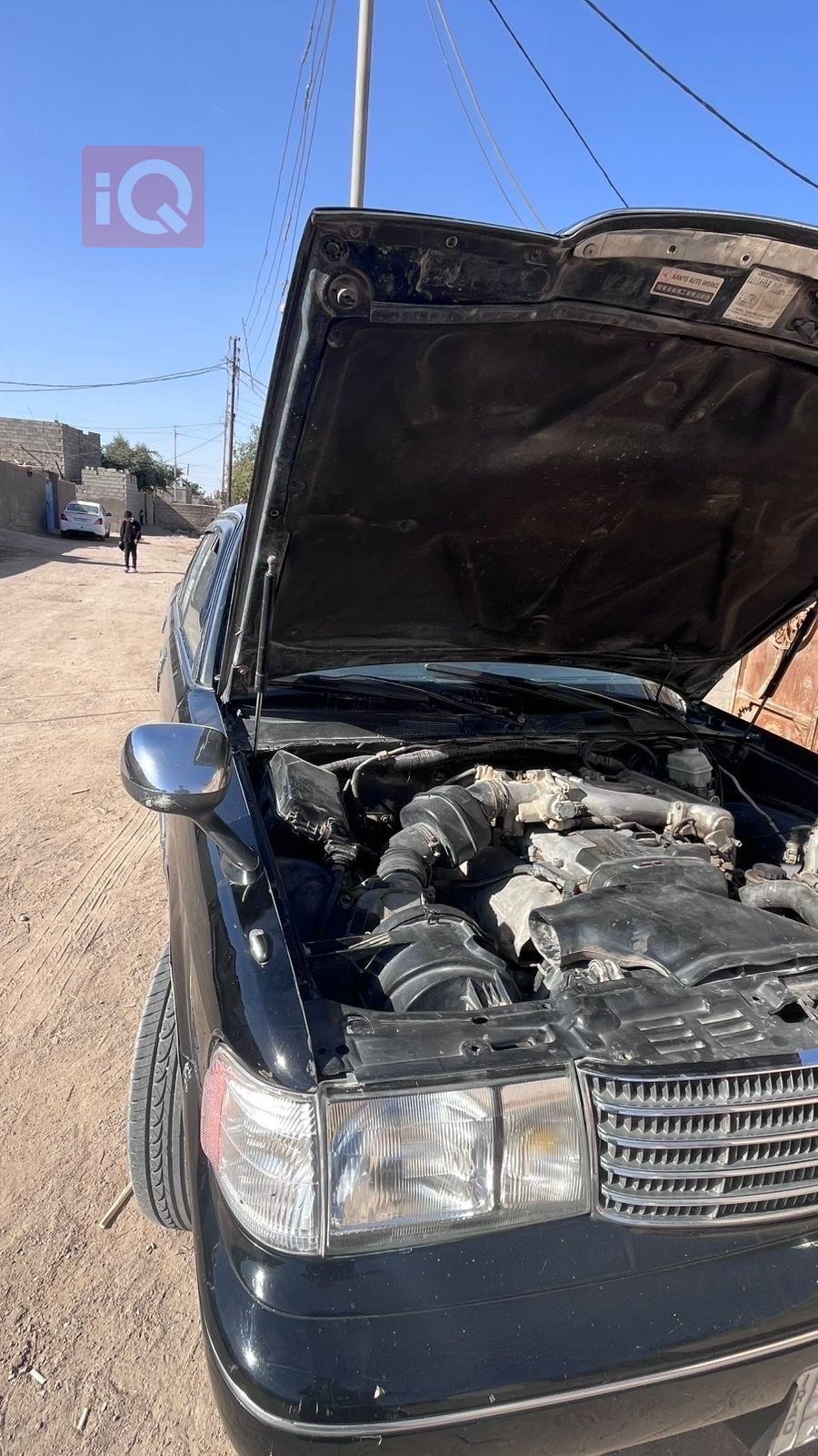 تۆیۆتا کراون